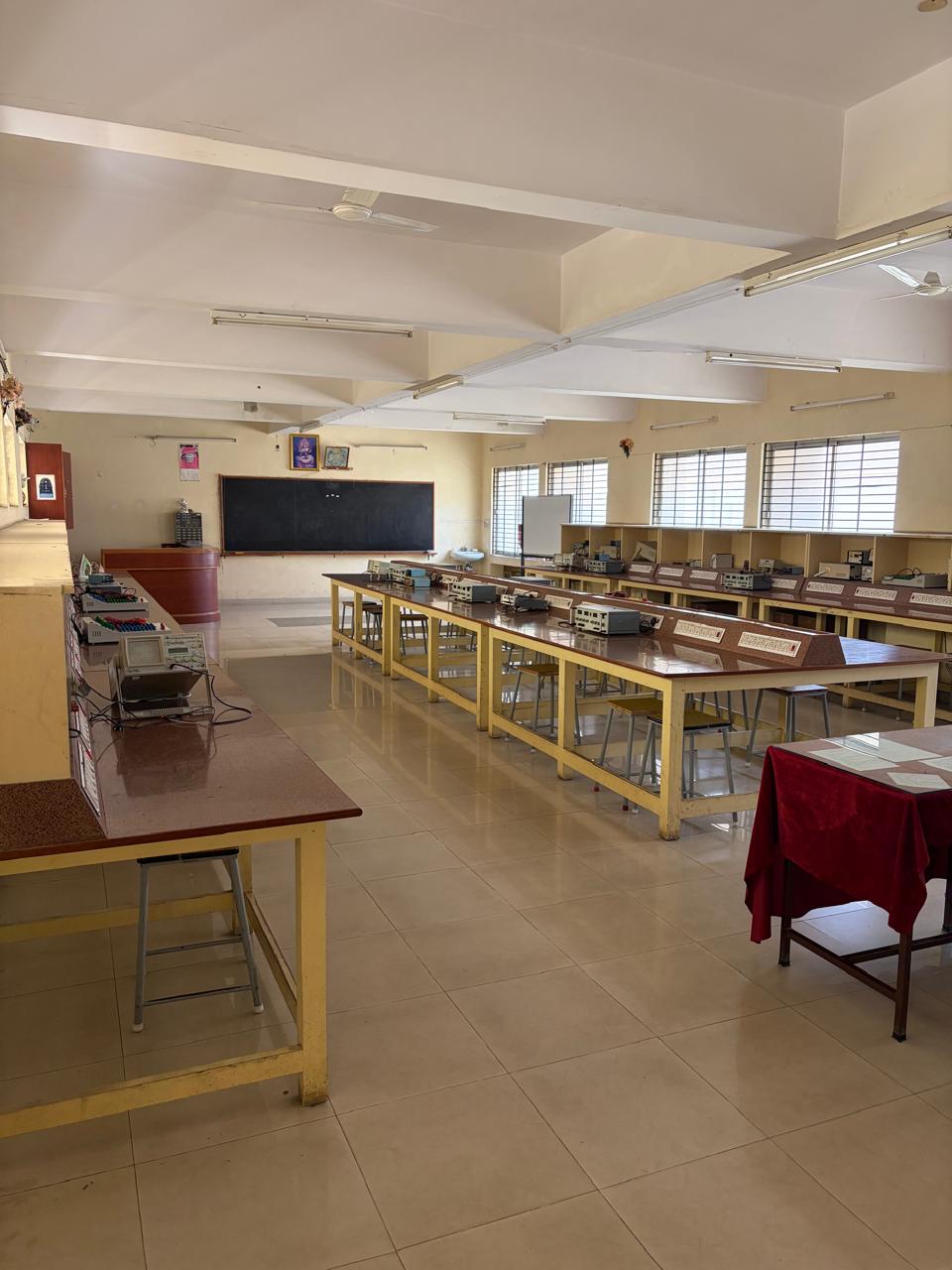 Electronics laboratory at Vijaya Bifurcated PU College